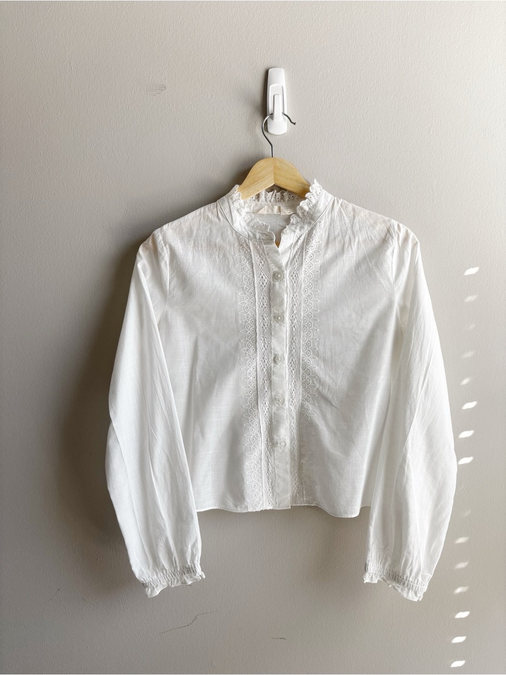 Ese o Eso Women's 100% Cotton White Lace-Trim Button Front Blouse Size 0